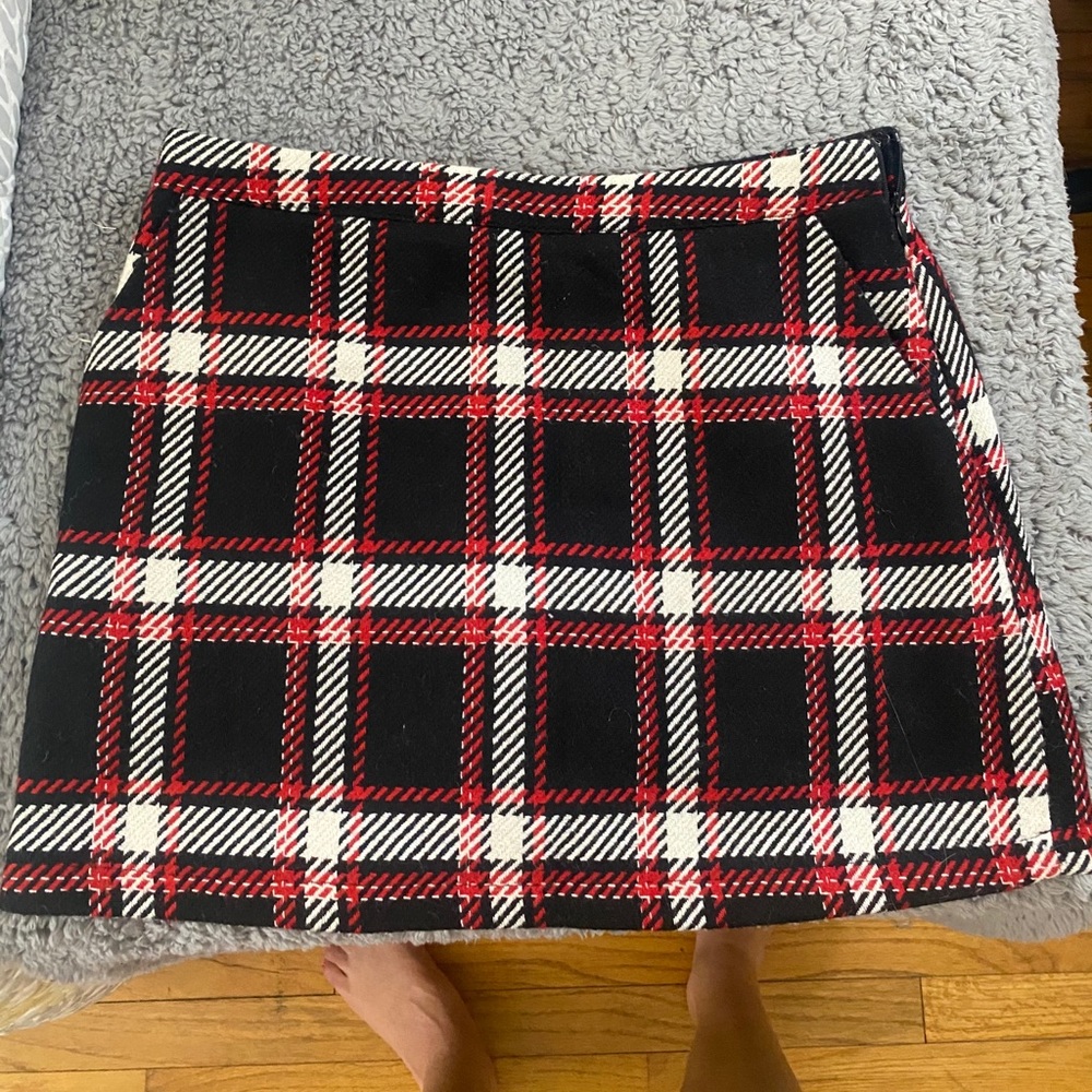 Forever 21 Black white and Red Plaid Skirt